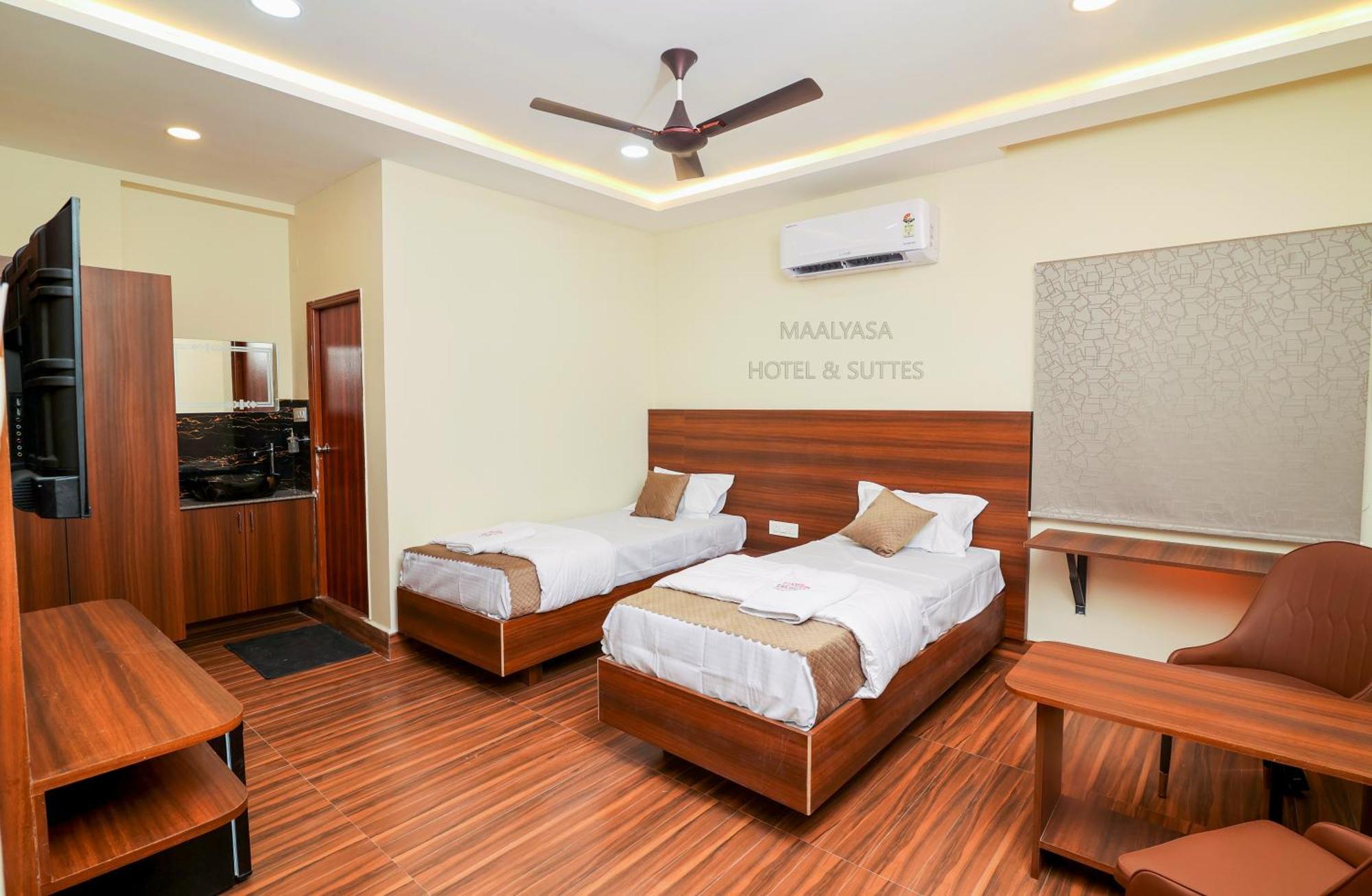 Maalyasa Hotel And Suites Hyderabad Eksteriør bilde