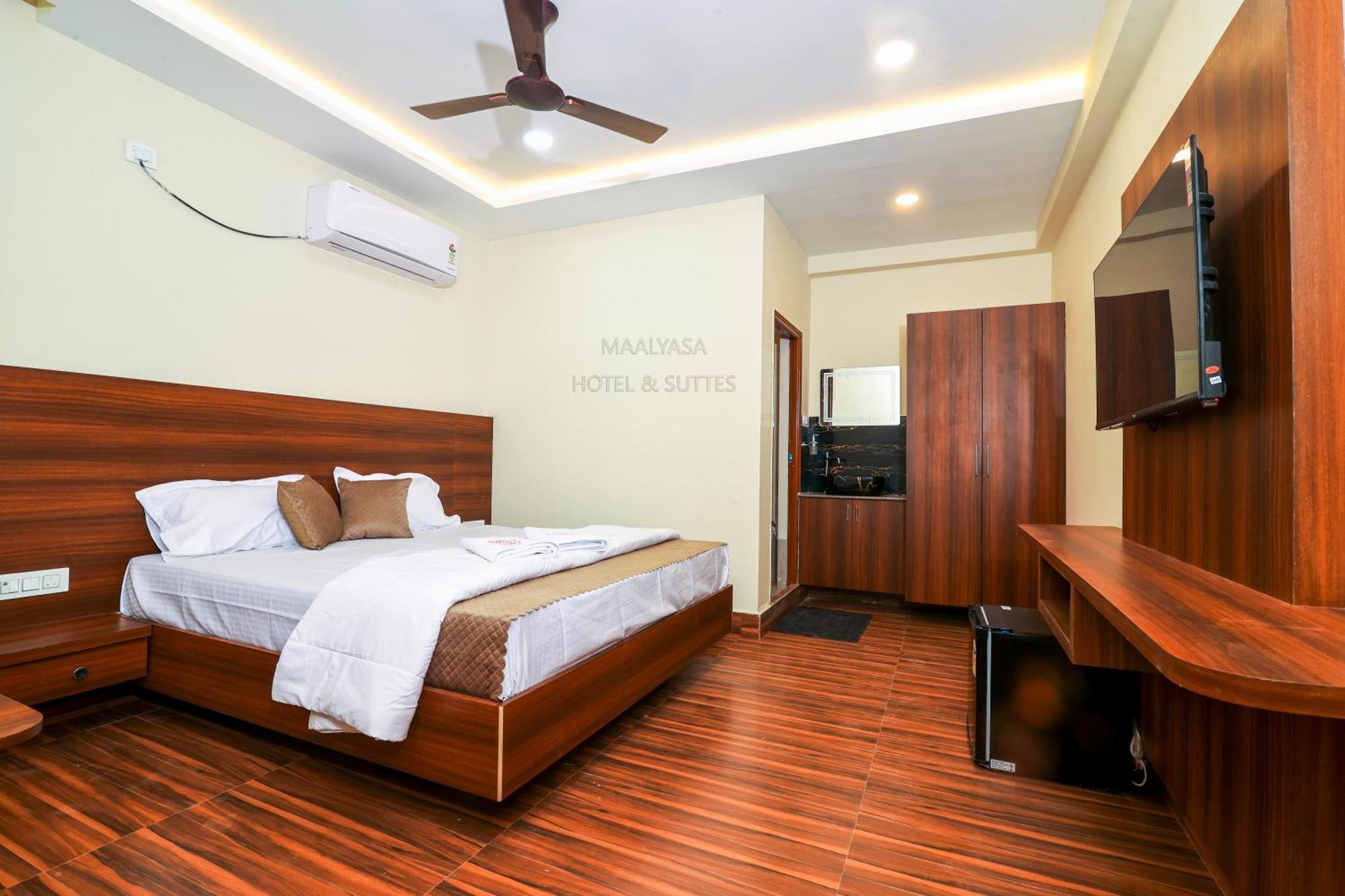 Maalyasa Hotel And Suites Hyderabad Eksteriør bilde